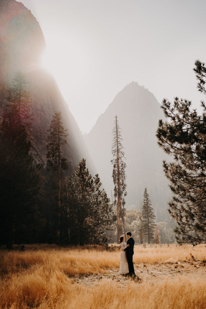 A gorgeous elopement in Yosemite Valley! Planning an elopement can be an adventure